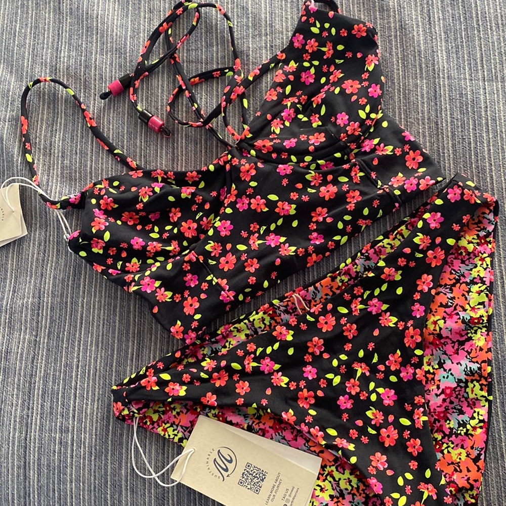 Maaji Pansy Sublitimy two-piece reversible bikini; top is a M and bottom is a S